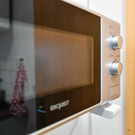 Fuerst-pueckler-apartment_bis 6 Personen_waschmaschine_kueche_2x Parkplaetze_terrasse_netflix *